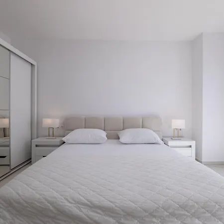 Blue Pearl Penthouse Lägenhet Sarandë